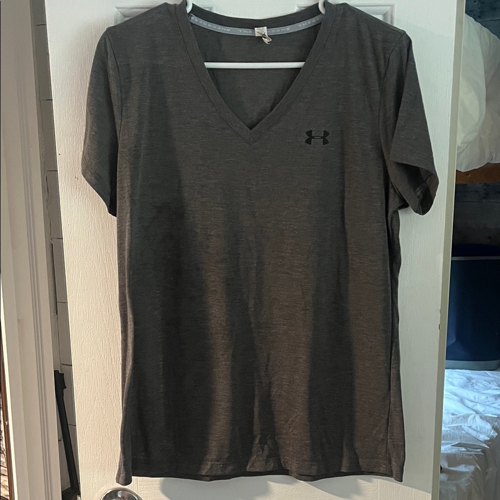 Under Armour Women's Charcoal V-Neck Tee